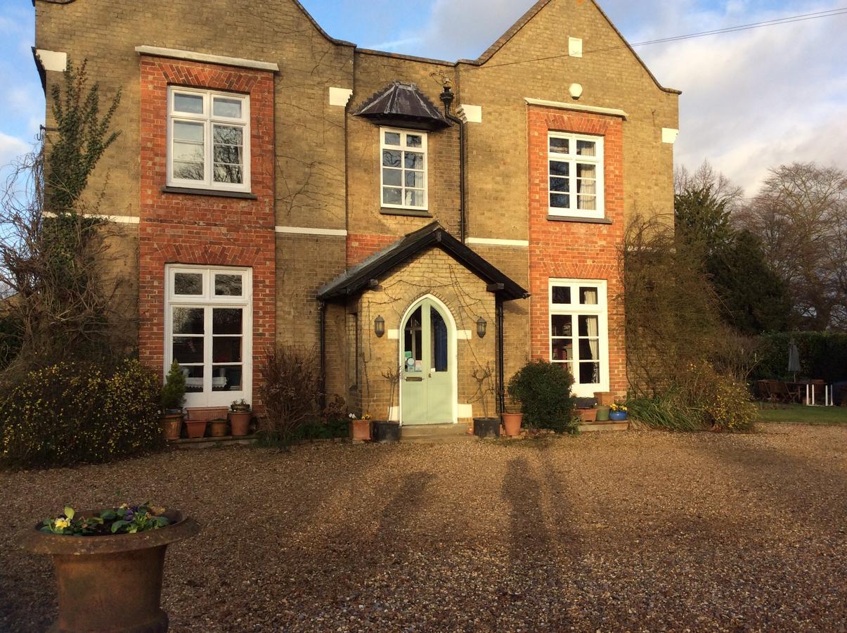 Bed and Breakfast Taylard House Gamlingay Экстерьер фото